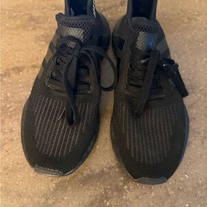 Adidas Men's Black Athletic Sneakers